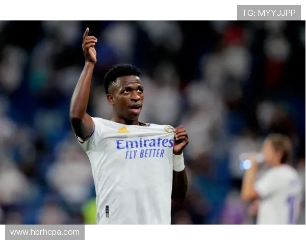 马克西盛赞格莱姆斯留队表现期待他将为球队增添强大实力